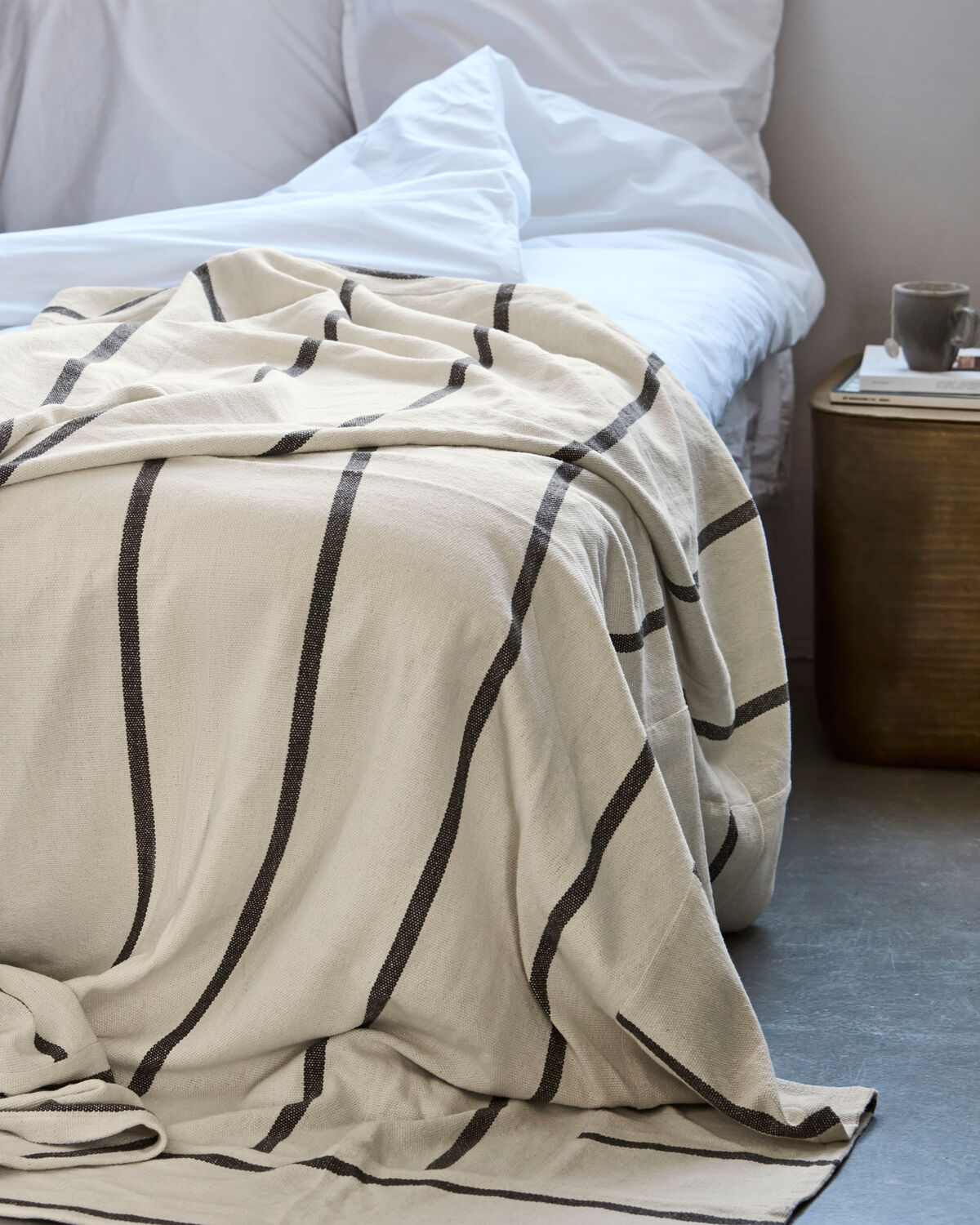 House Doctor Tagesdecke Nula – Dunkelbraun – L: 250 cm, B: 250 cm