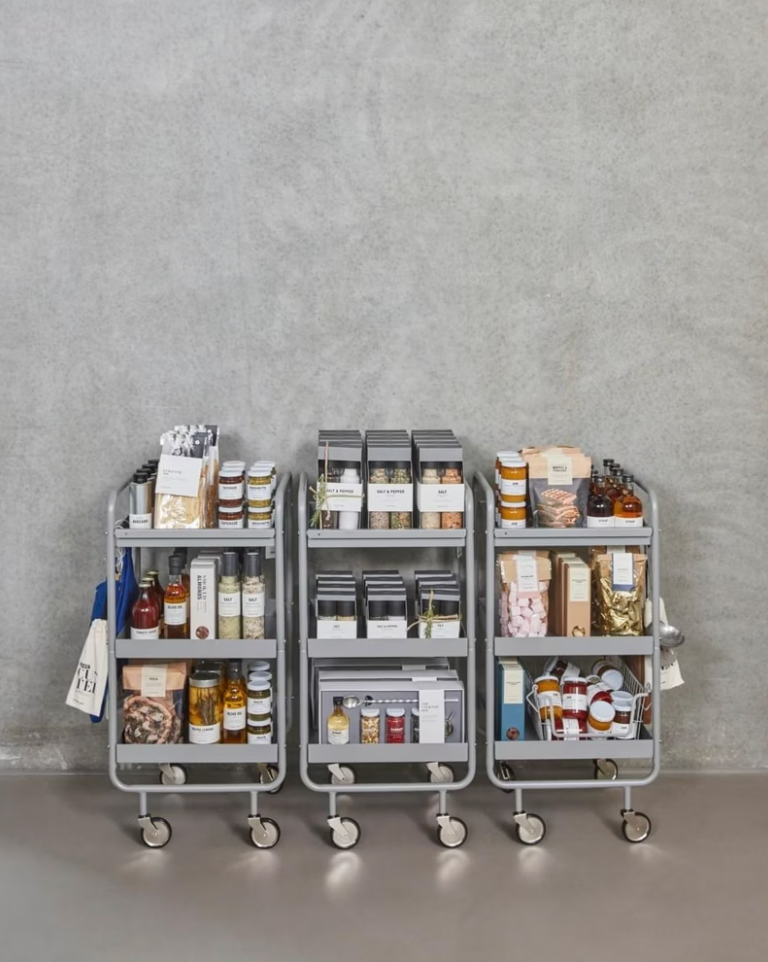 Rollwagen · Grau