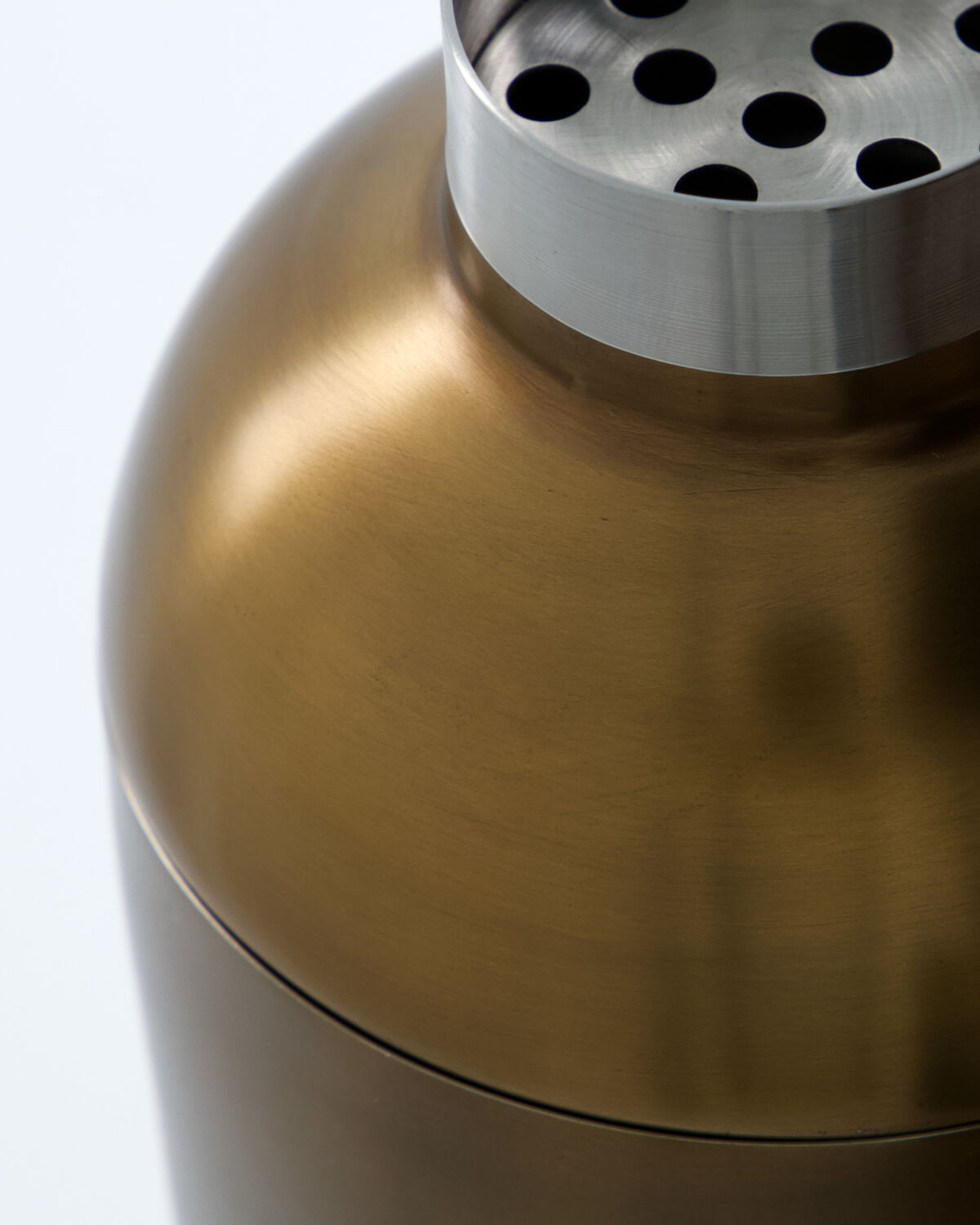 House Doctor Baar Cocktailshaker Antik-Messing, 750 ml – Ansicht 3