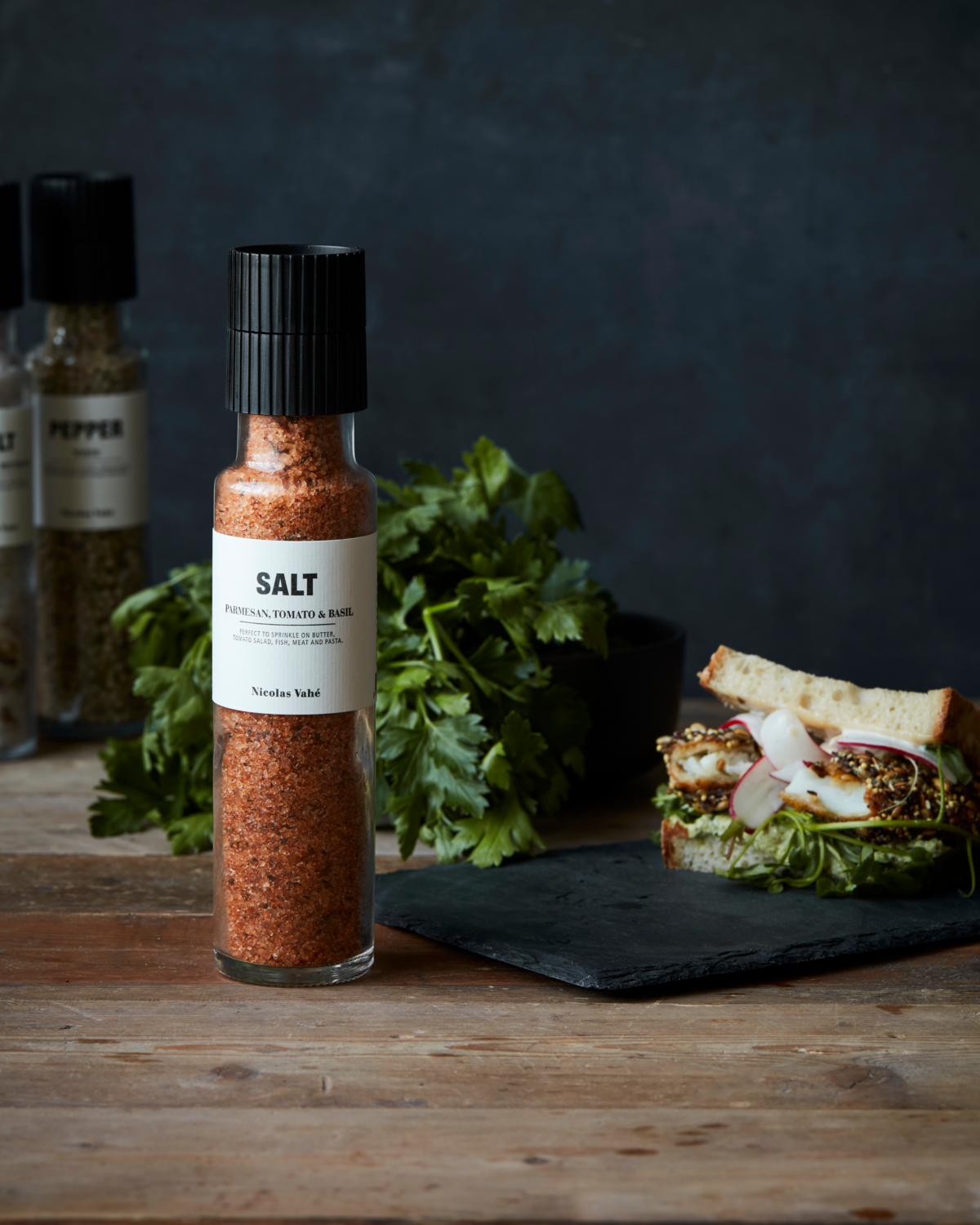 Salt mill with Parmesan and tomato basil