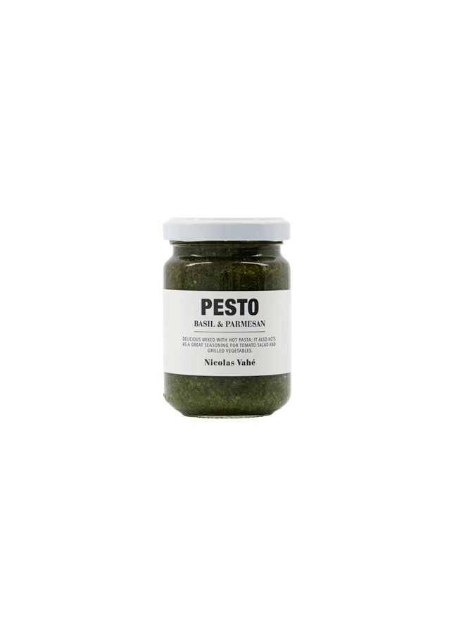 Pesto with basil &amp; Parmigiano Reggiano