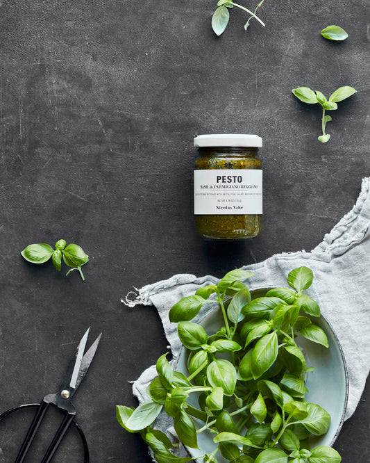 Pesto with basil &amp; Parmigiano Reggiano
