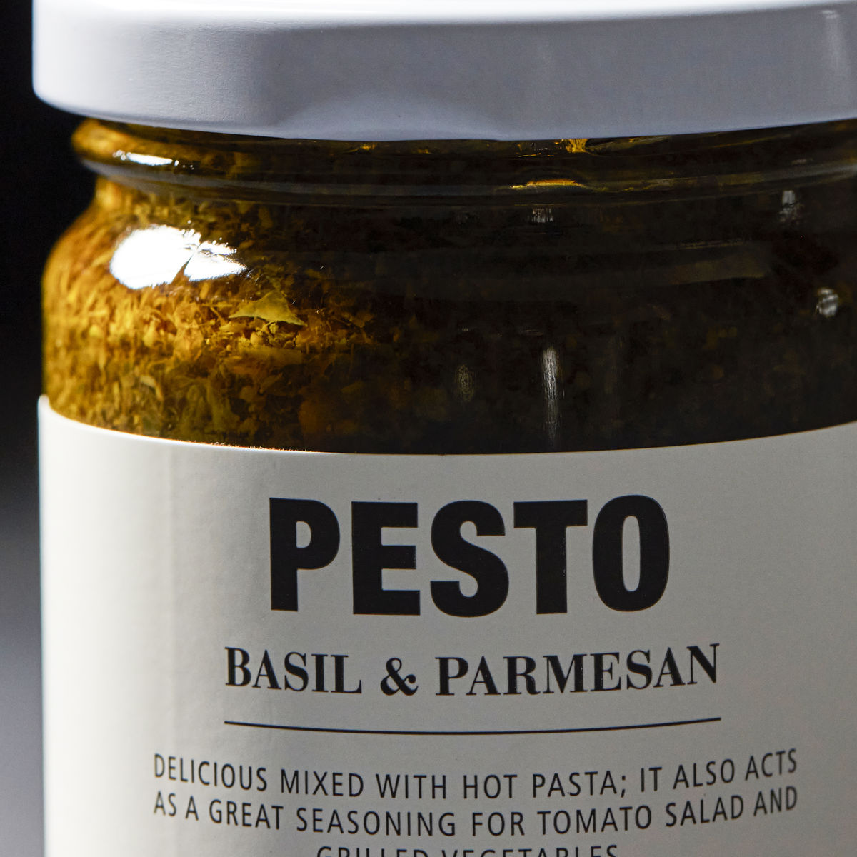 Pesto au basilic et Parmigiano Reggiano