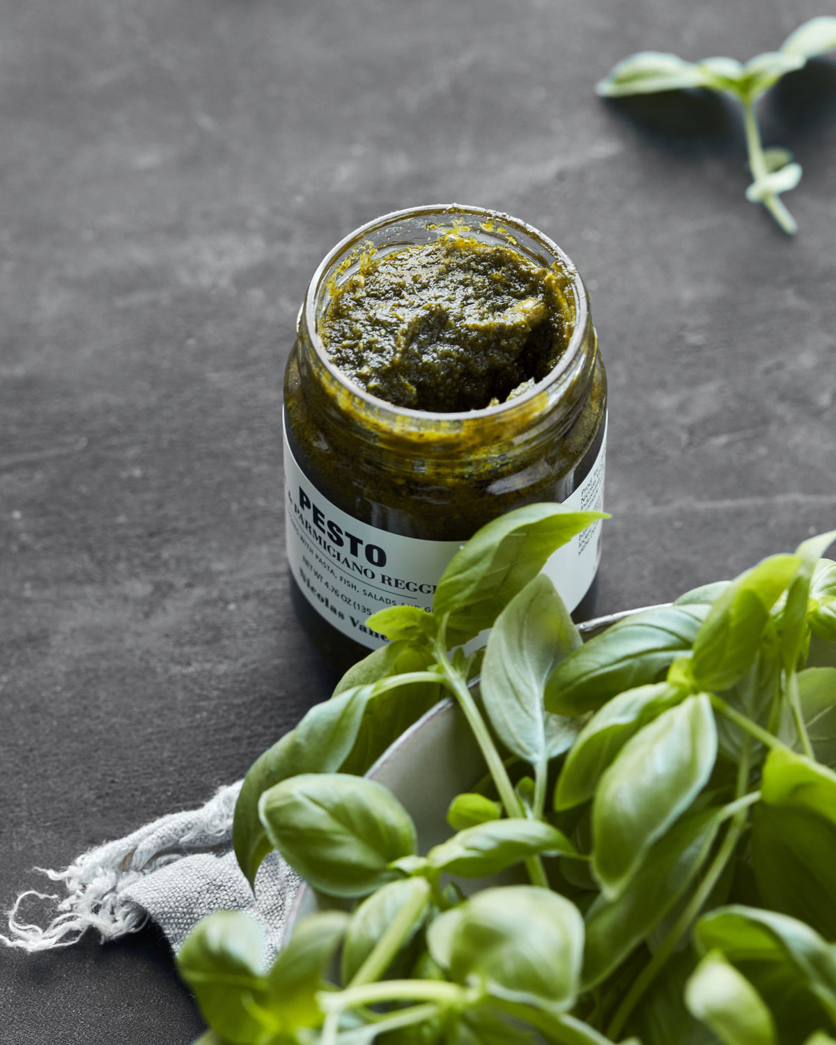 Pesto au basilic et Parmigiano Reggiano