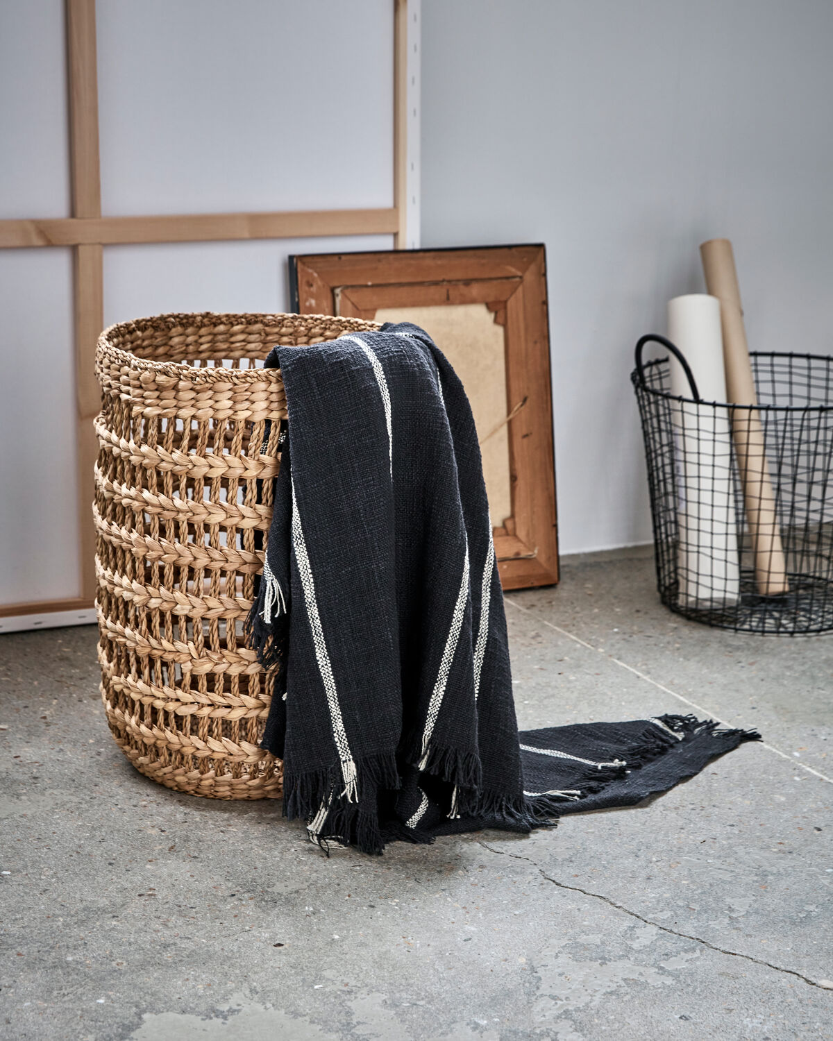 House Doctor Decke Tuur – Off-White, Grau – L: 180 cm, B: 130 cm