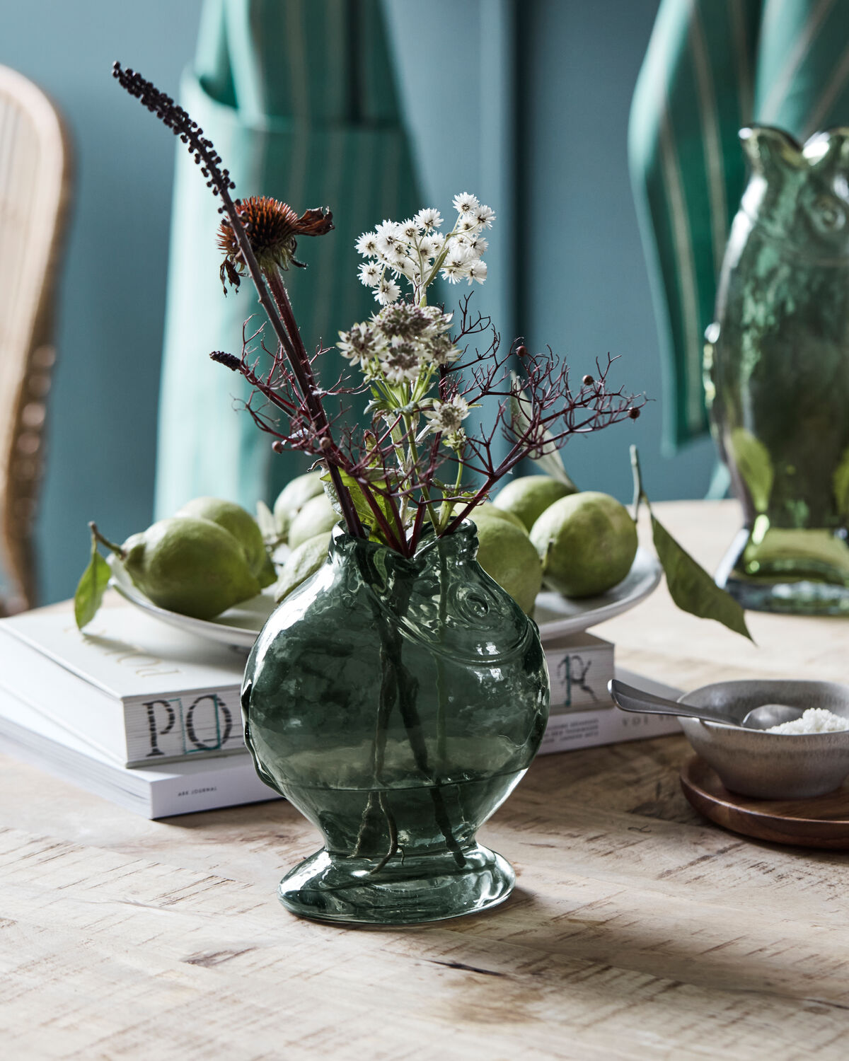 House Doctor Vase Fish – Rauchgrau – L: 15 cm, B: 10.5 cm, H: 17.5 cm