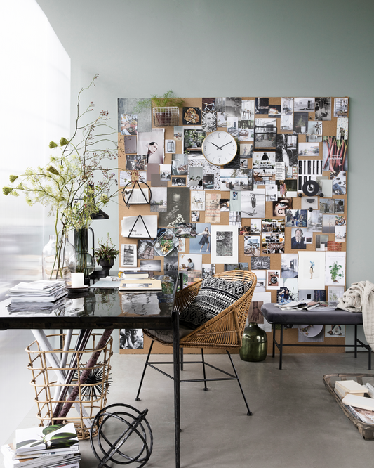 dining table Close