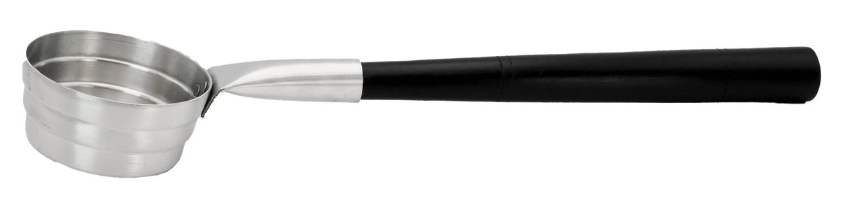 Saunakelle Aluminium 50 cm – gebürstet mit schwarzem Holzgriff – Pyörre – Produktansicht