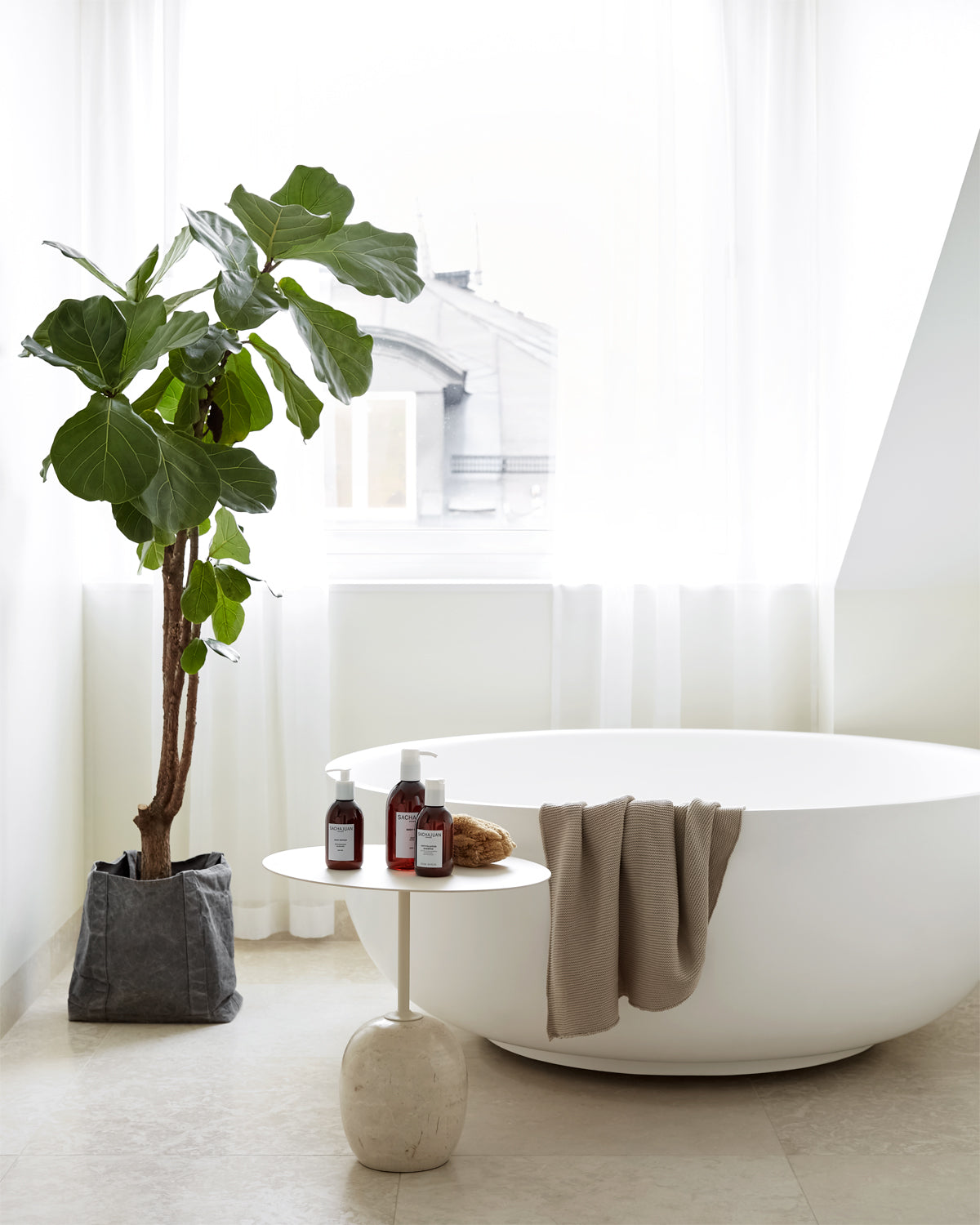 Leave-in conditioner