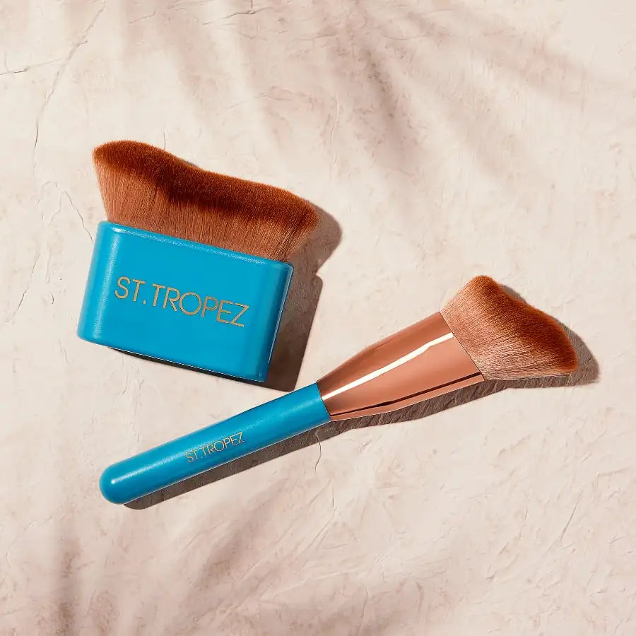 Tantour & Applicator Brush