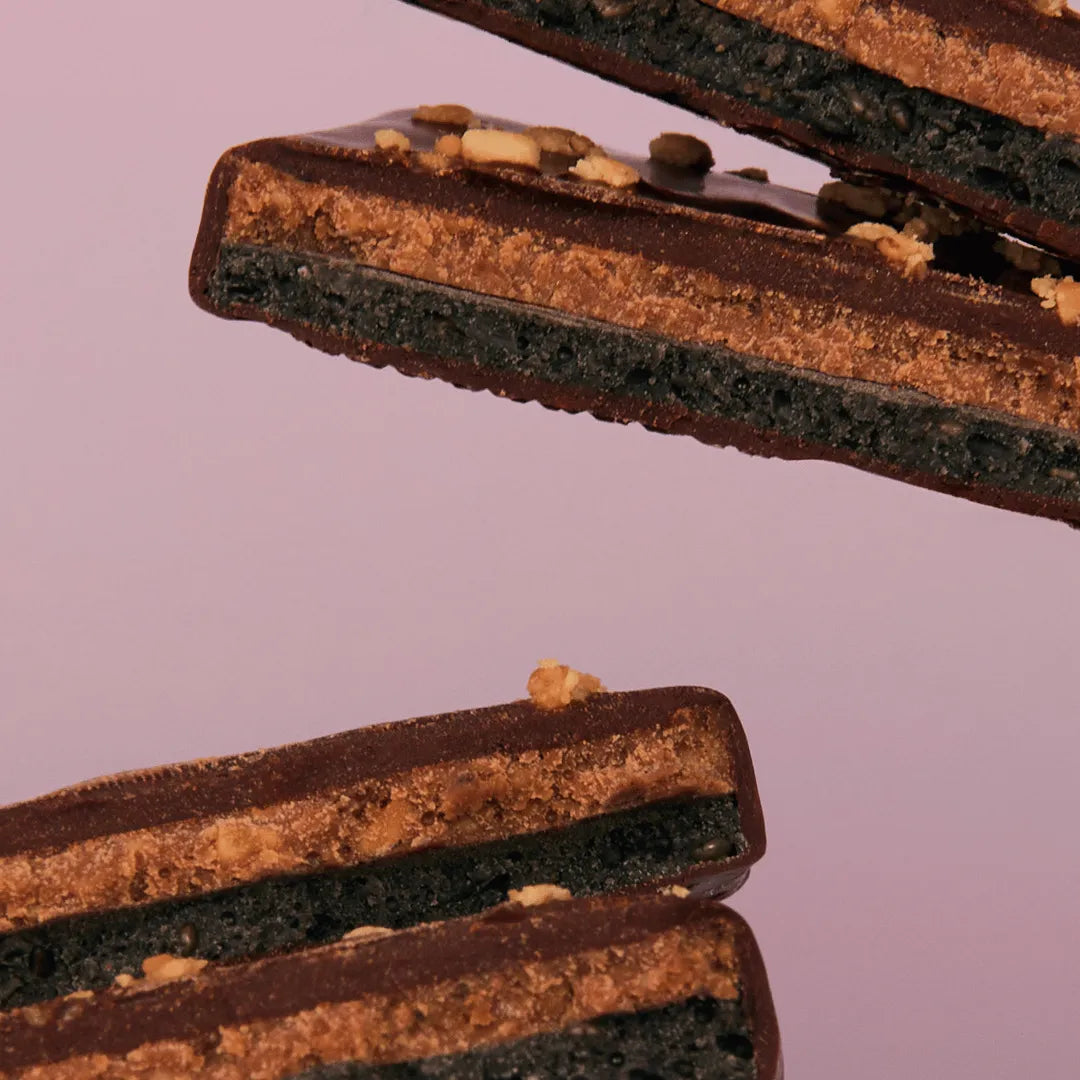 Doppelschicht: Peanut Butter & Black Sesame – 8 Stück