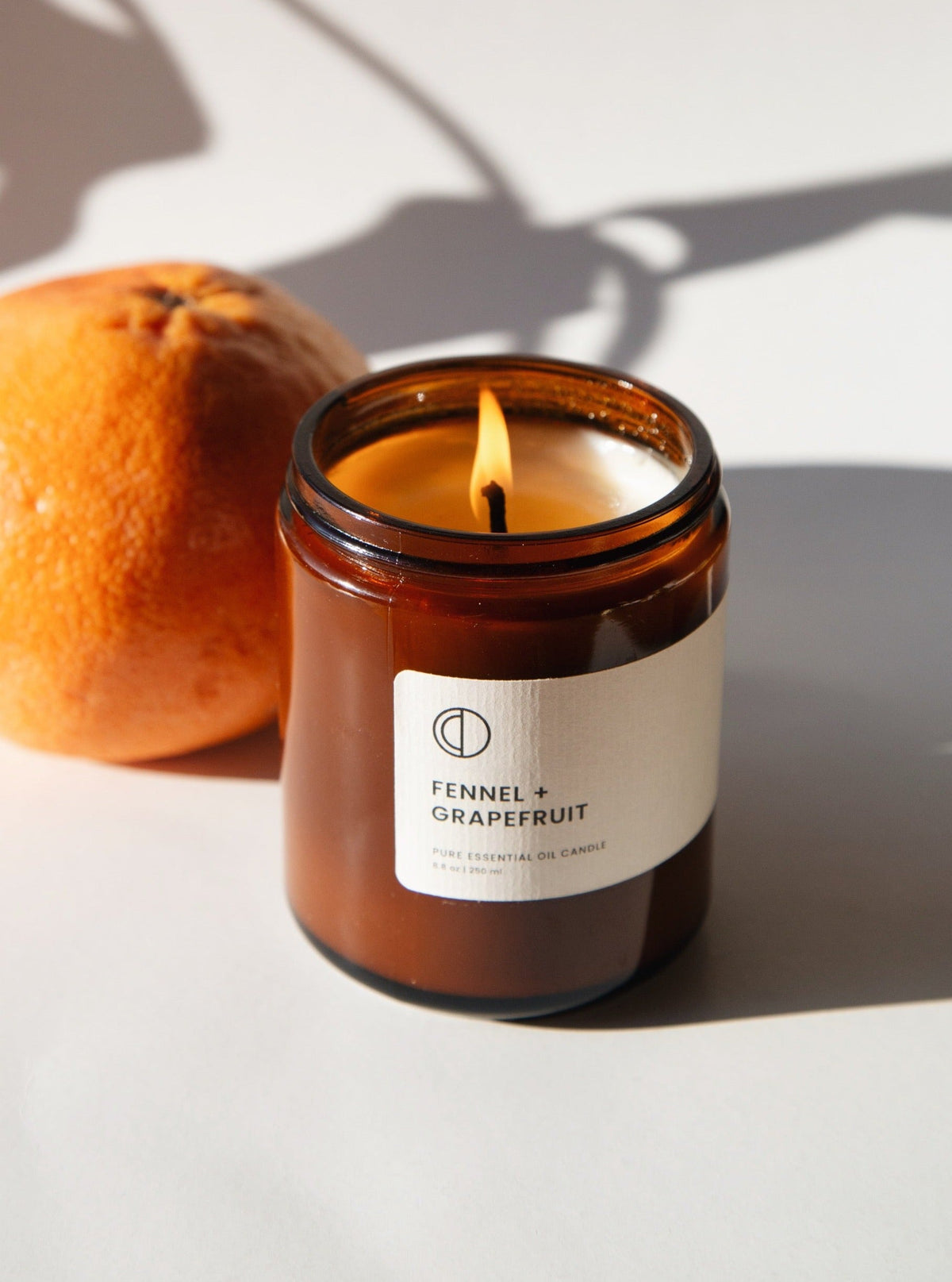 Octo London Fennel + Grapefruit – Duftkerze im Braunglas